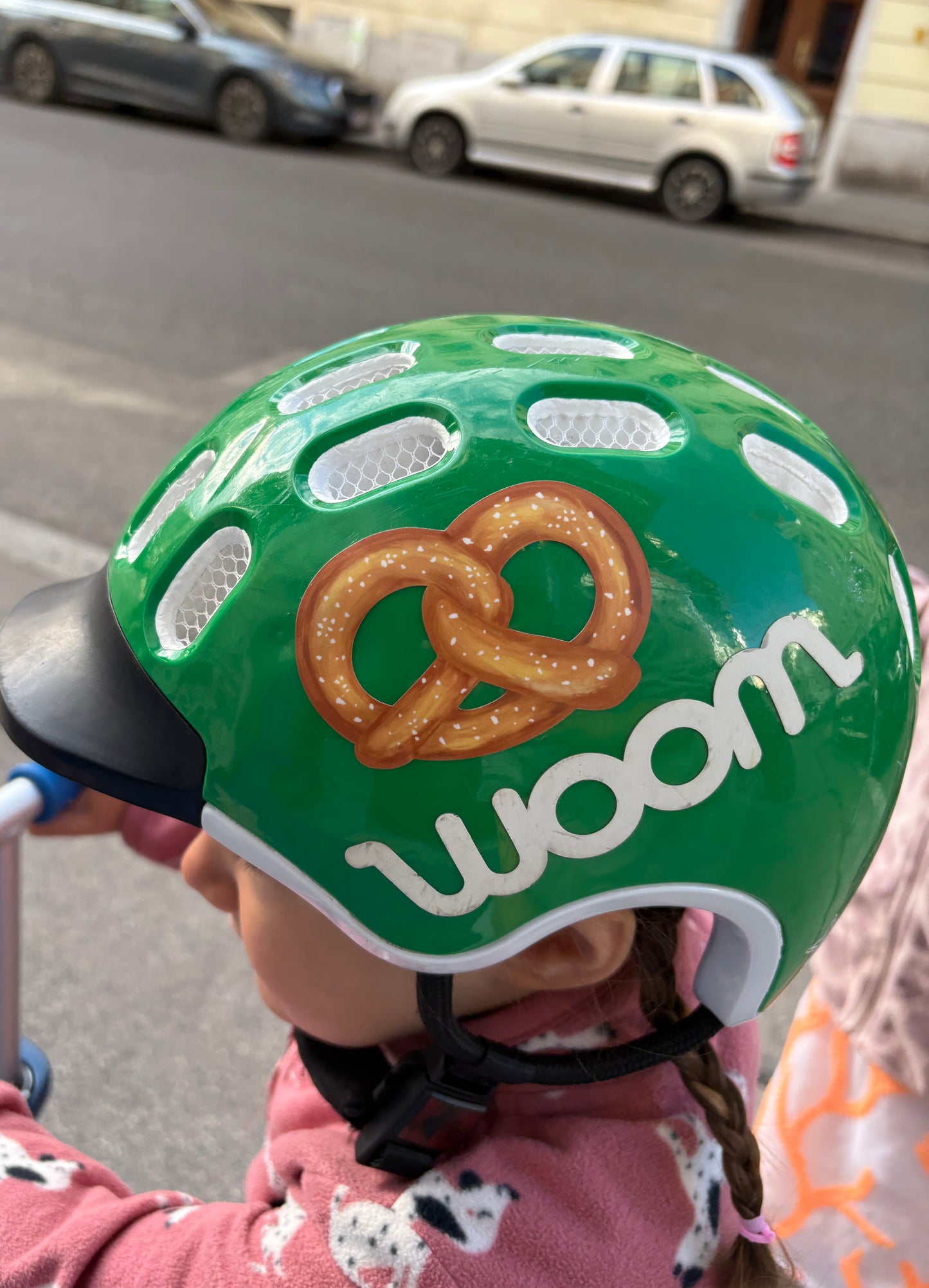 Vinyl Brezel-Pickerl